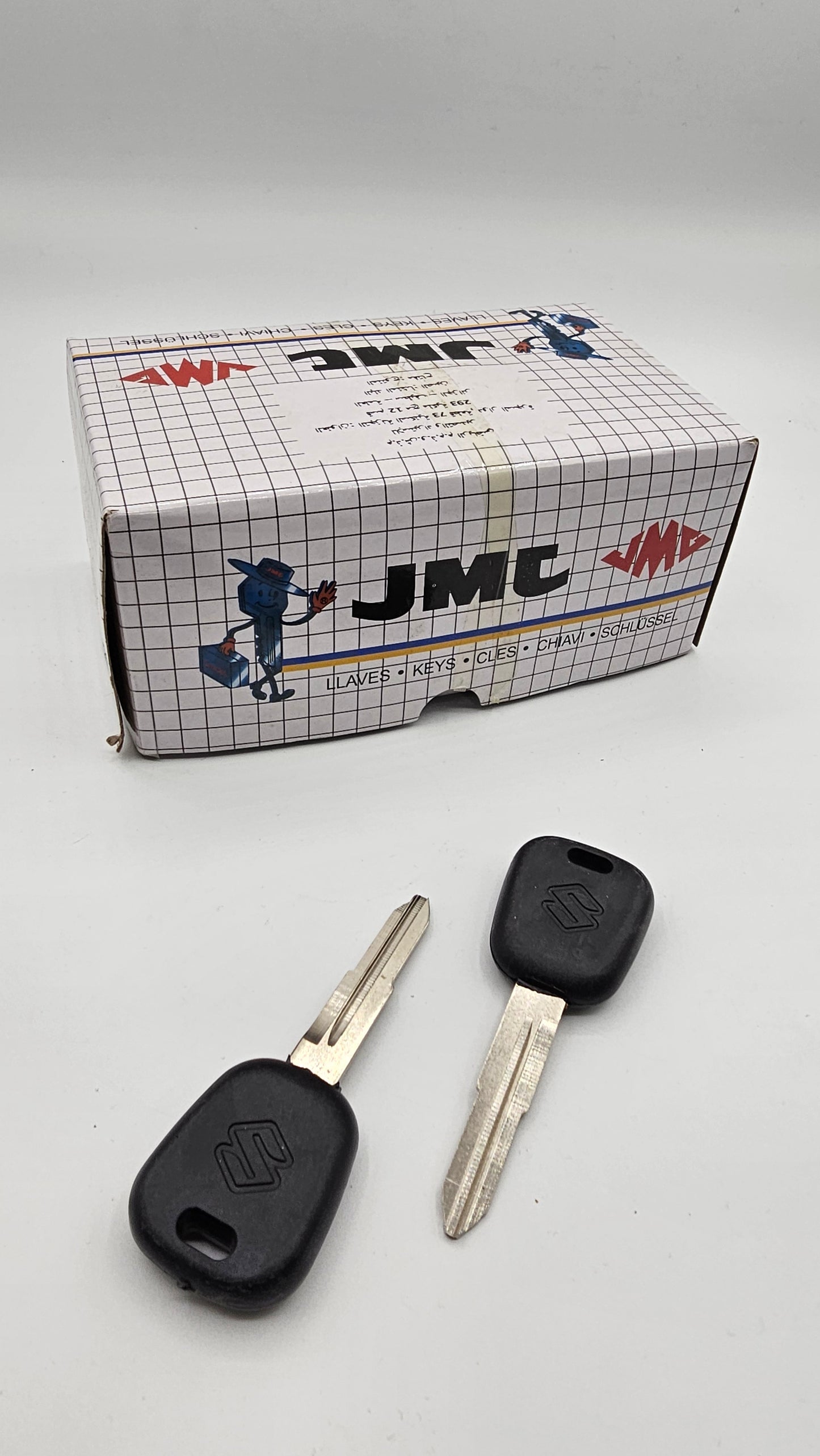Cles . JML . PLASTIQUE                    25 . model .
