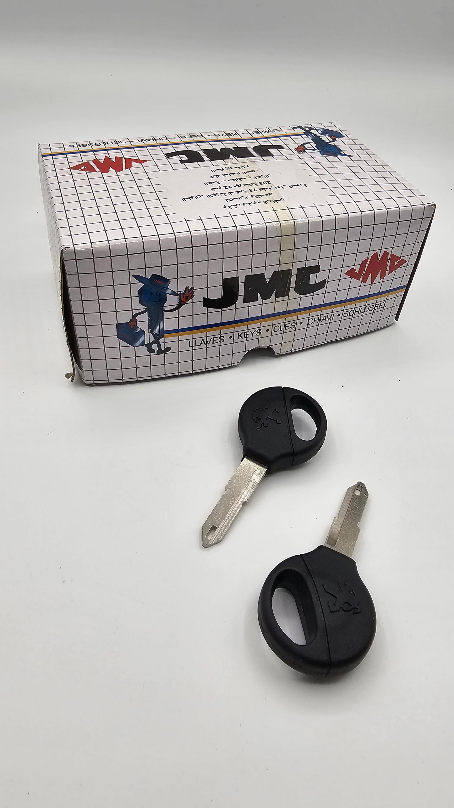 Cles . JML . PLASTIQUE                    25 . model .