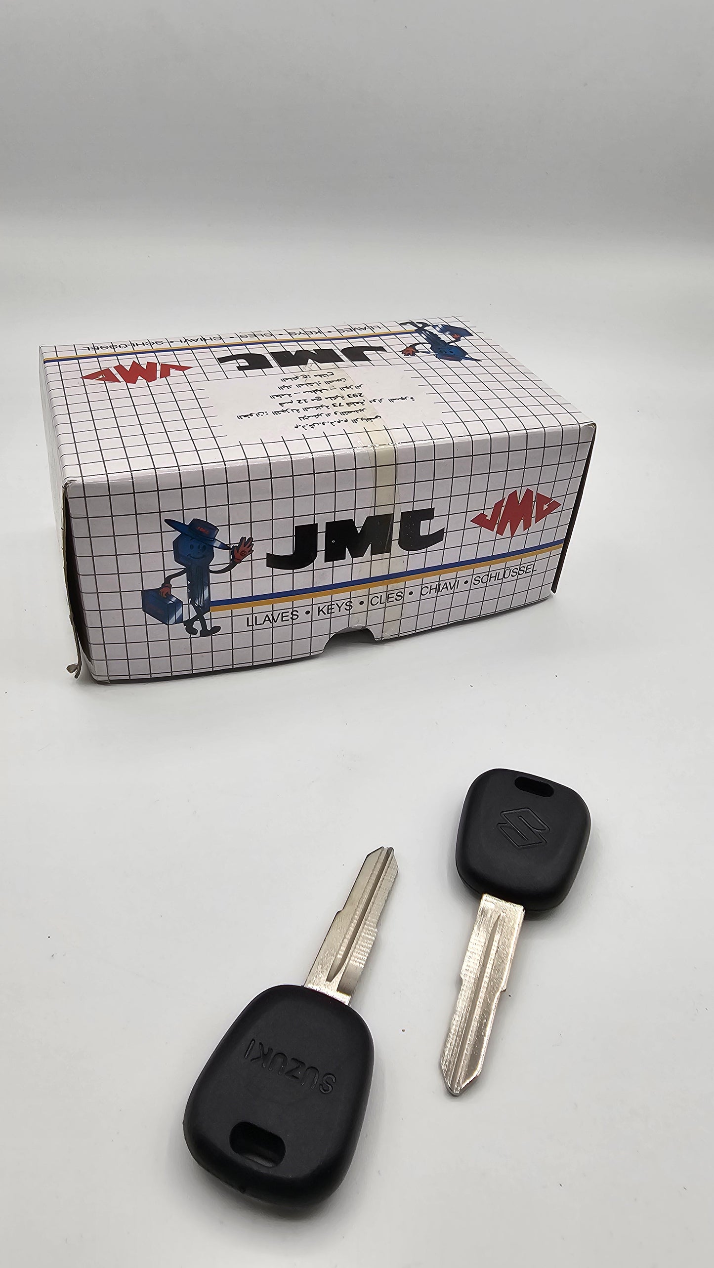 Cles . JML . PLASTIQUE                    25 . model .