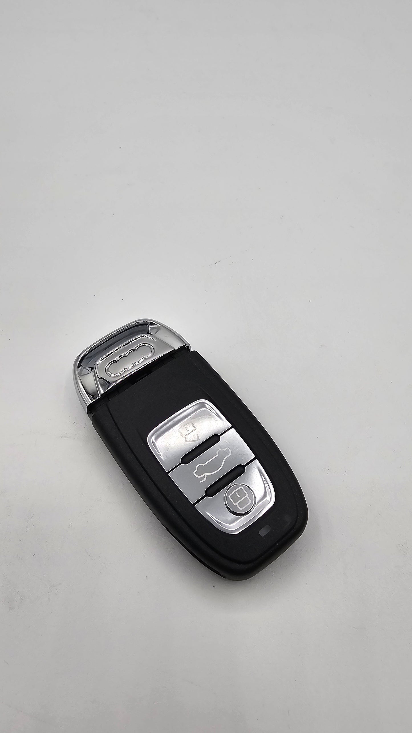 AUDI . CAR . Q5