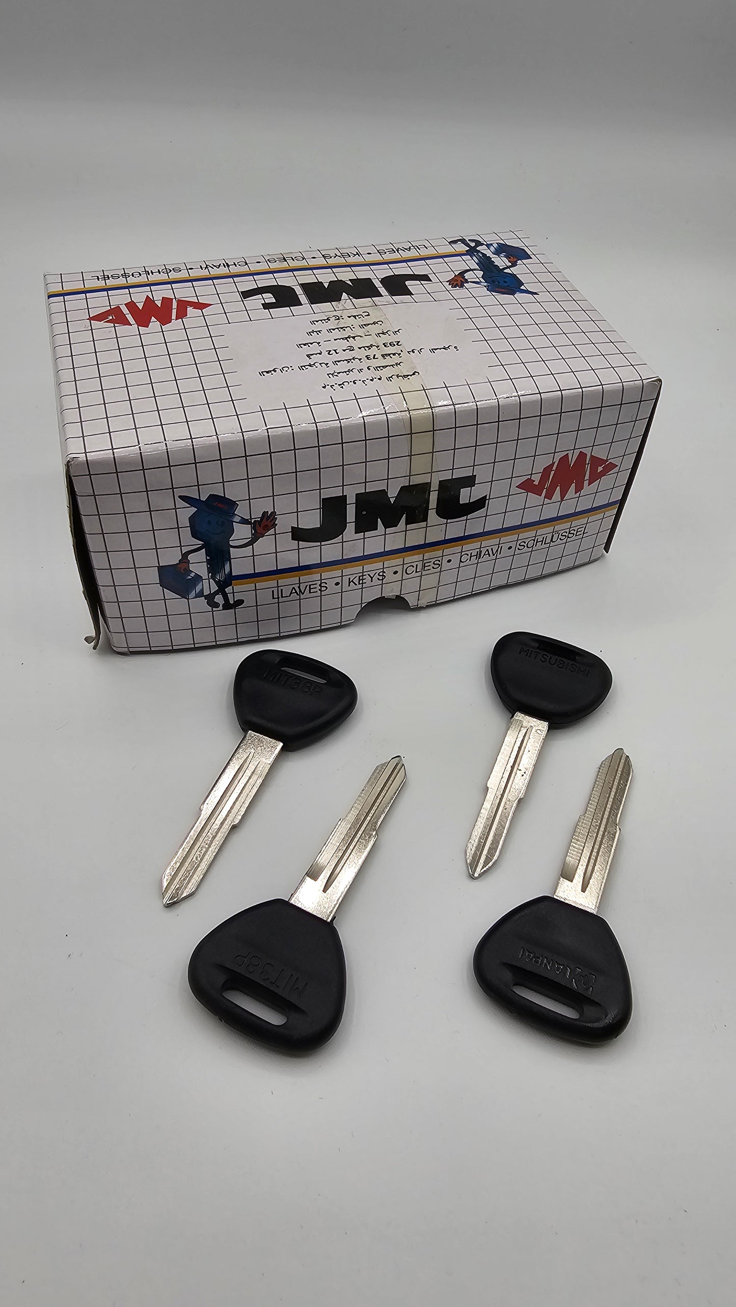 Cles . JML . PLASTIQUE                    25 . model .