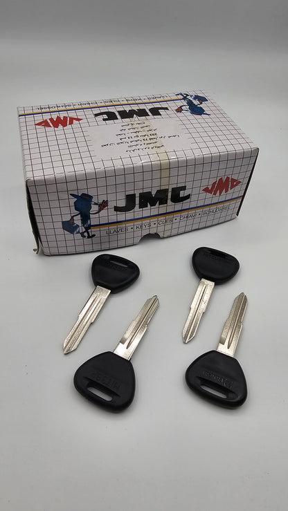 Cles . JML . PLASTIQUE                    25 . model .