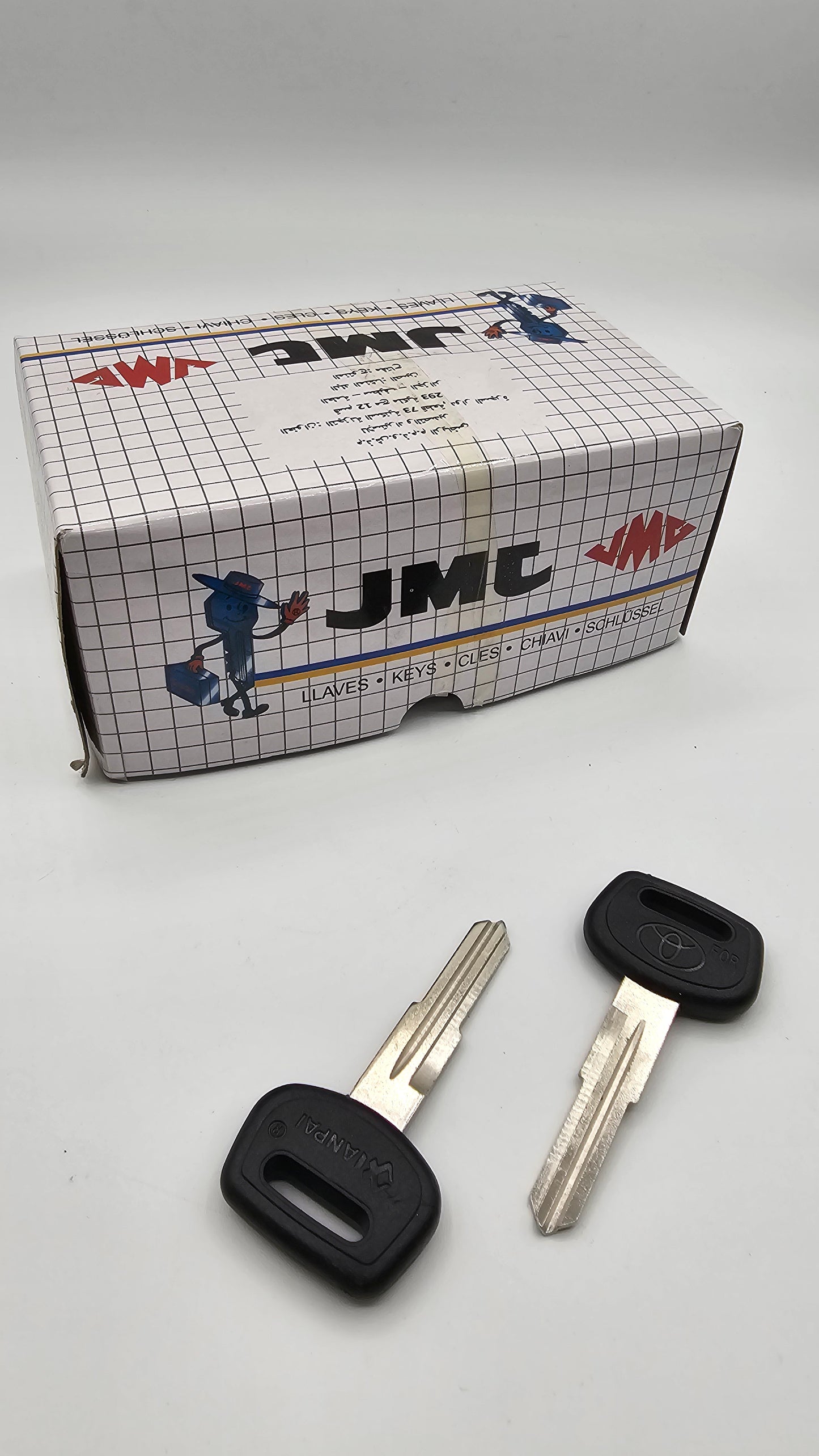 Cles . JML . PLASTIQUE                    25 . model .